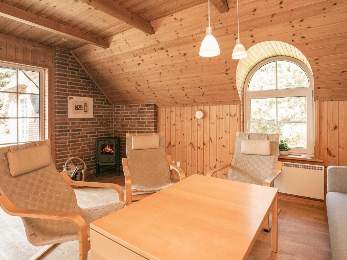 Three-Bedroom Holiday Home In Lokken 1 外观 照片