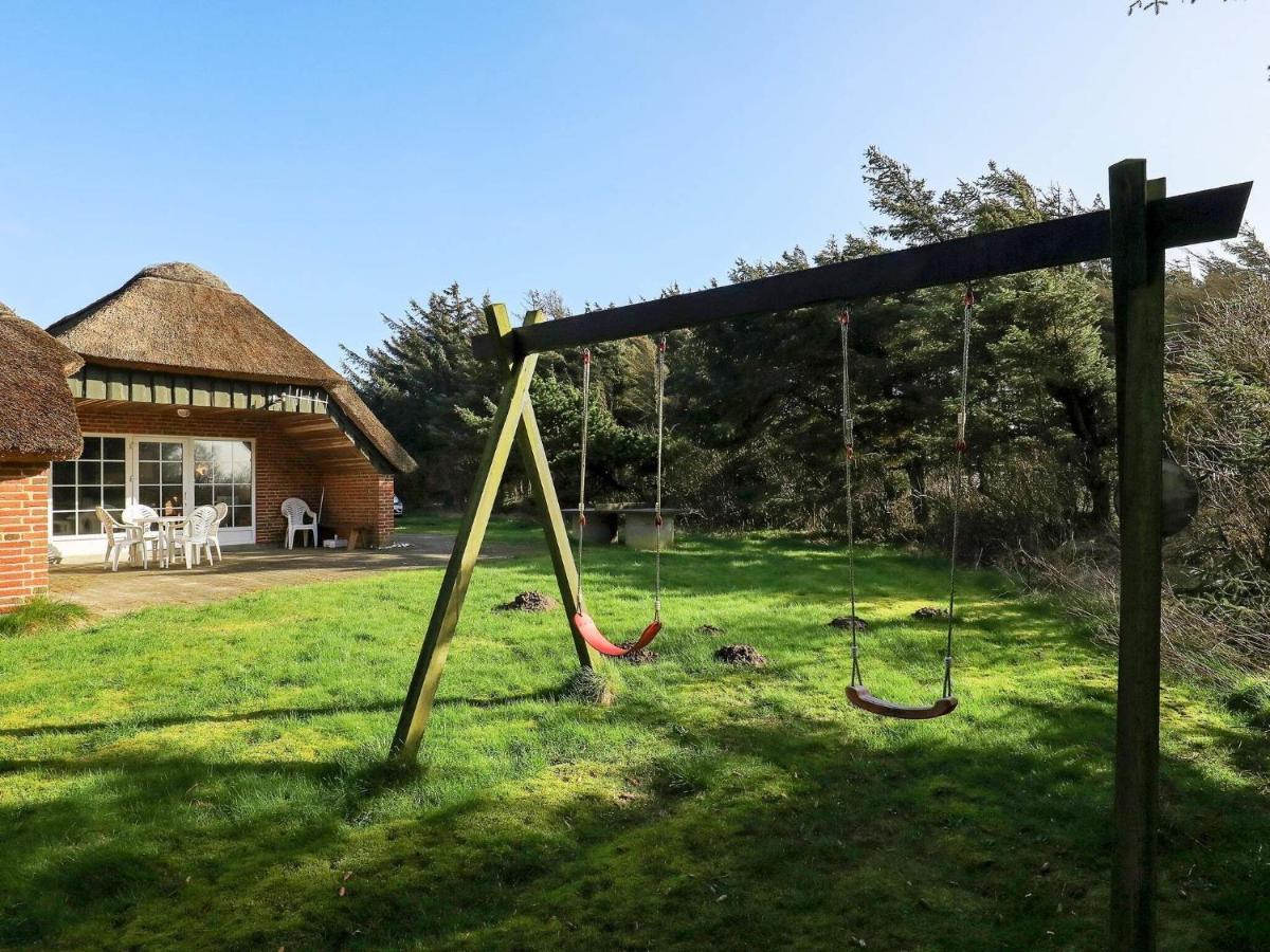 Three-Bedroom Holiday Home In Lokken 1 外观 照片